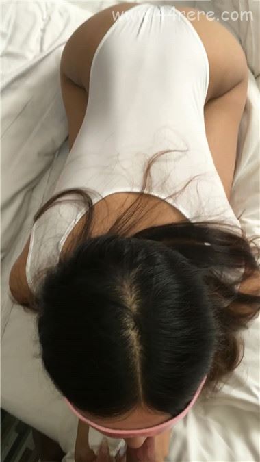 操不够的骚浪空姐女友【9P】