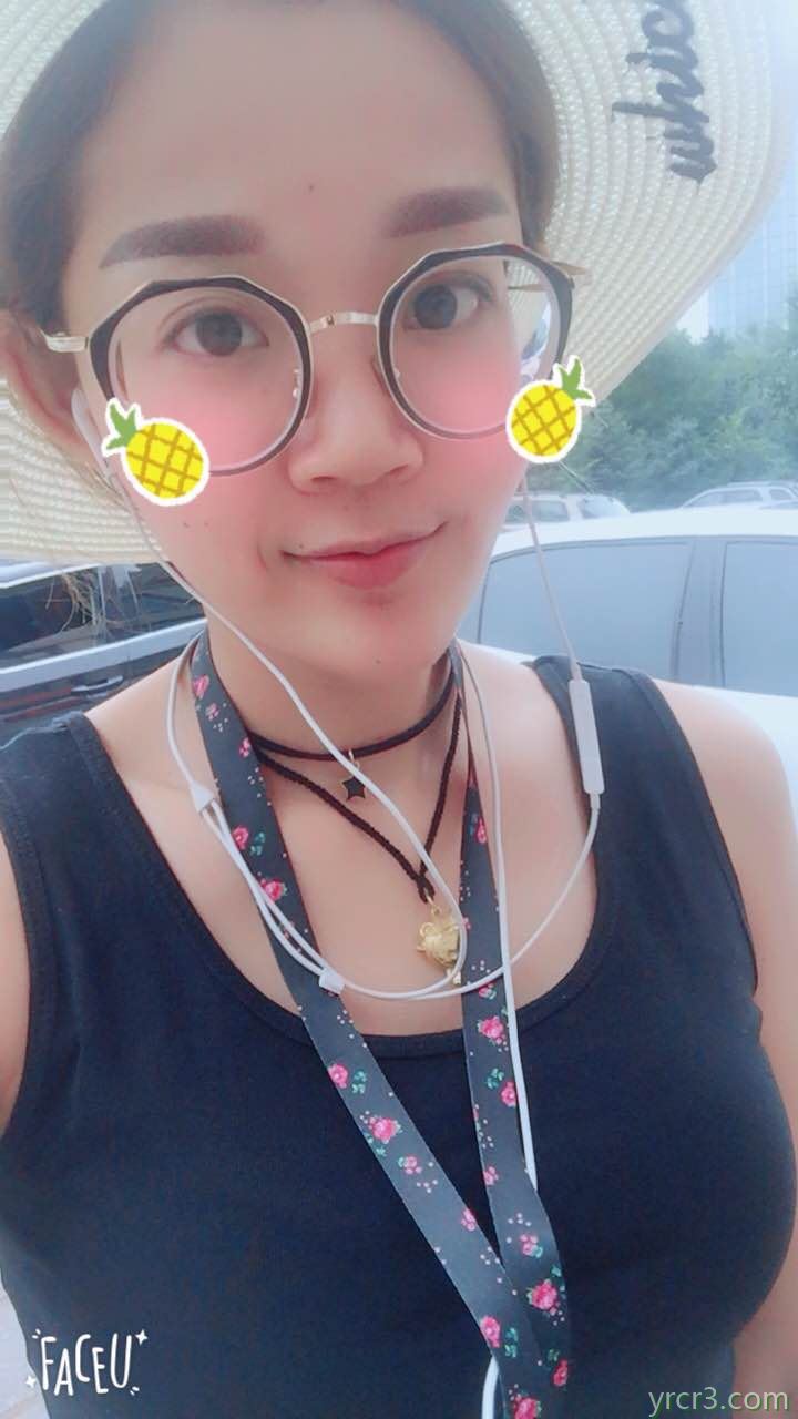 女大学生的另一面——人前清纯少女，人后淫娃性奴[20P]