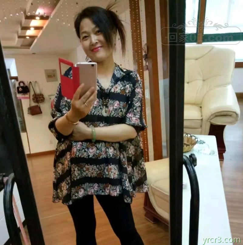 她比我大8岁，今年45，她是我经历过的所有女人里面做爱最合拍的一个【26P】