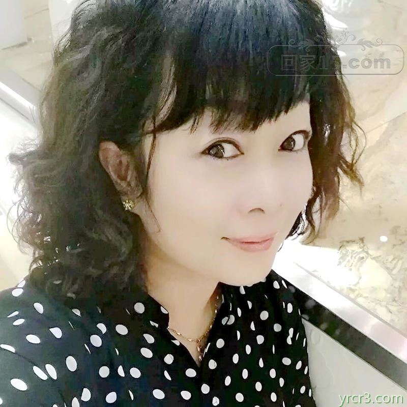 孙姐姐告诉我阴毛还没长出来，快来操我吧让你随便玩 【18P】