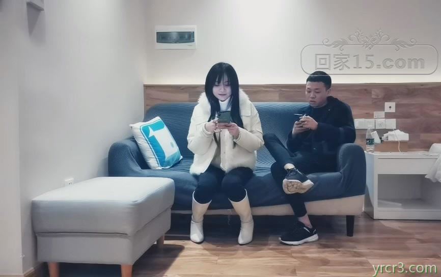 极品外围女神黑丝情趣近景展示苗条温柔配合【14P】