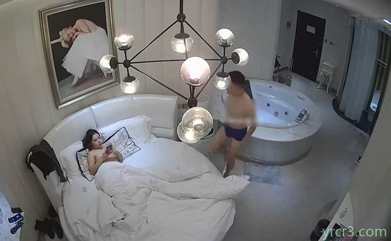 白白嫩嫩的长发美少妇和上司高级情趣酒店啪啪啪【12P】