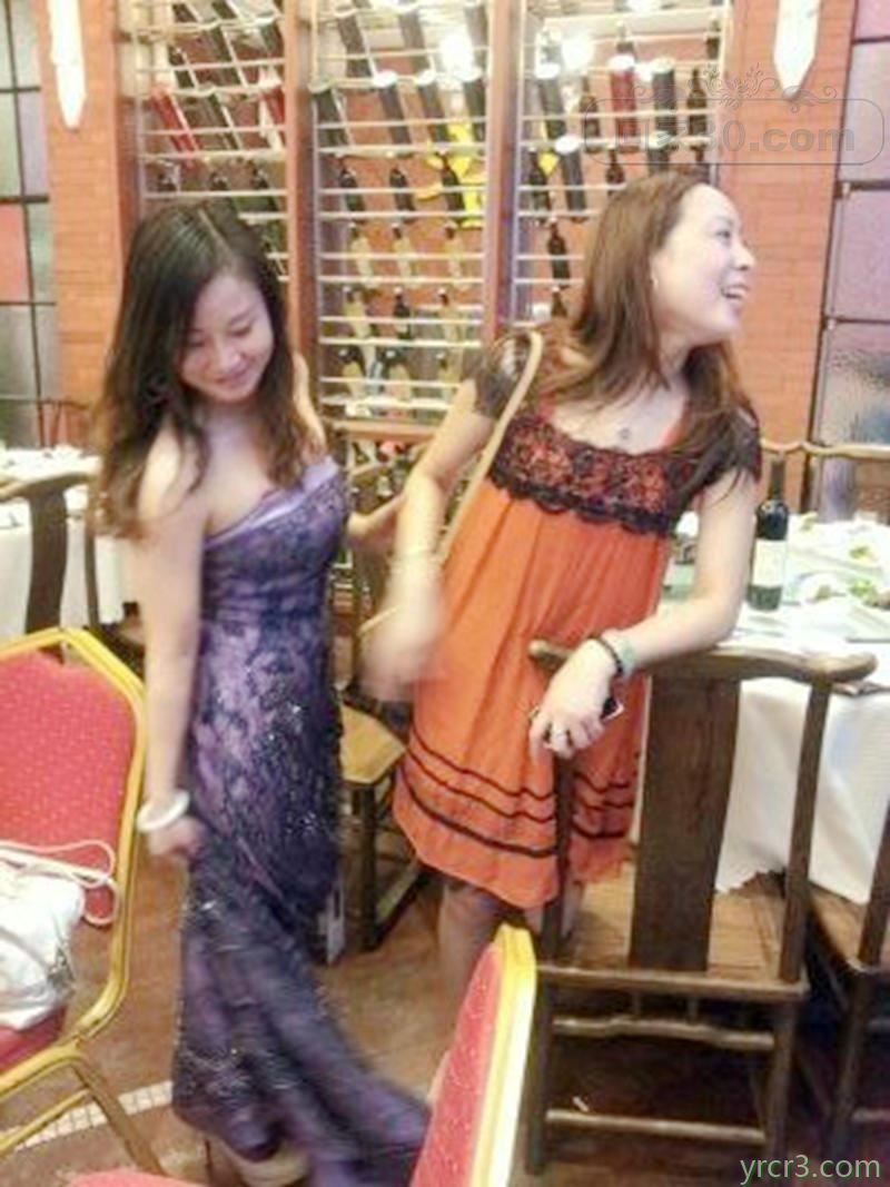 我们和老婆闺蜜两口子交换玩，操乱套了，不过还是很开心 【26P】
