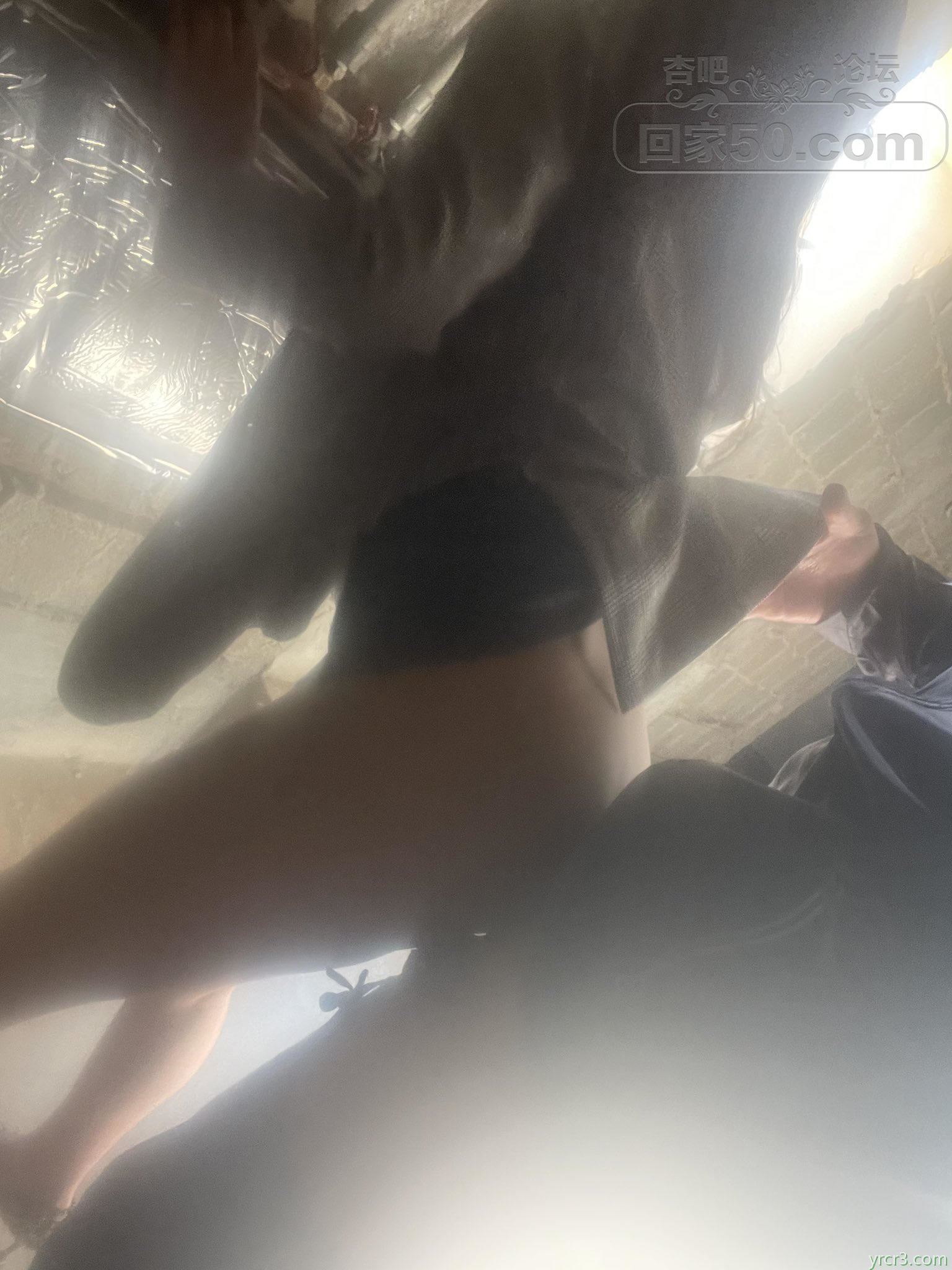 微信附近的人聊的一白领OL诱惑，这气质这长腿太极品了【13P】
