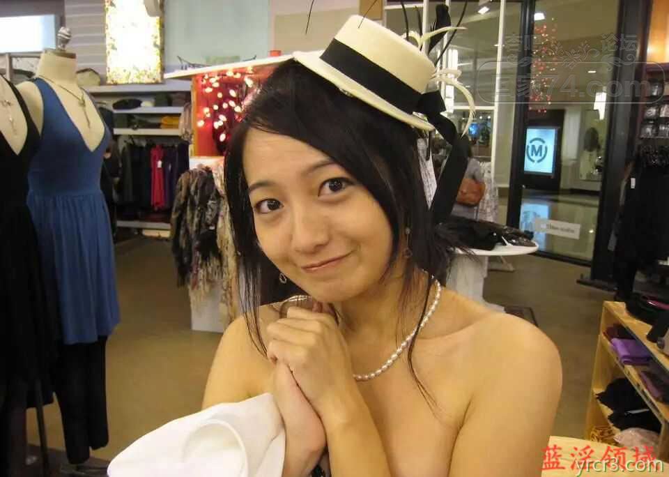 颜值还行的风骚爆乳妹子 .射了他一身可还行【18P】