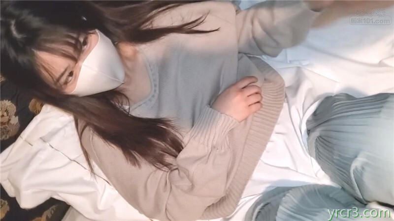 约了一个极品白虎妹子操完直接内射白虎小美女【21P】