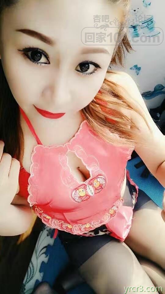 喜欢肛交的黑丝小女人~可以3P~菊花很性感~【15P】