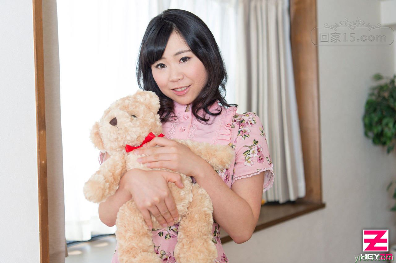 温柔少妇给丈夫过生日献上自己的肉体骚穴被灌满【19P】