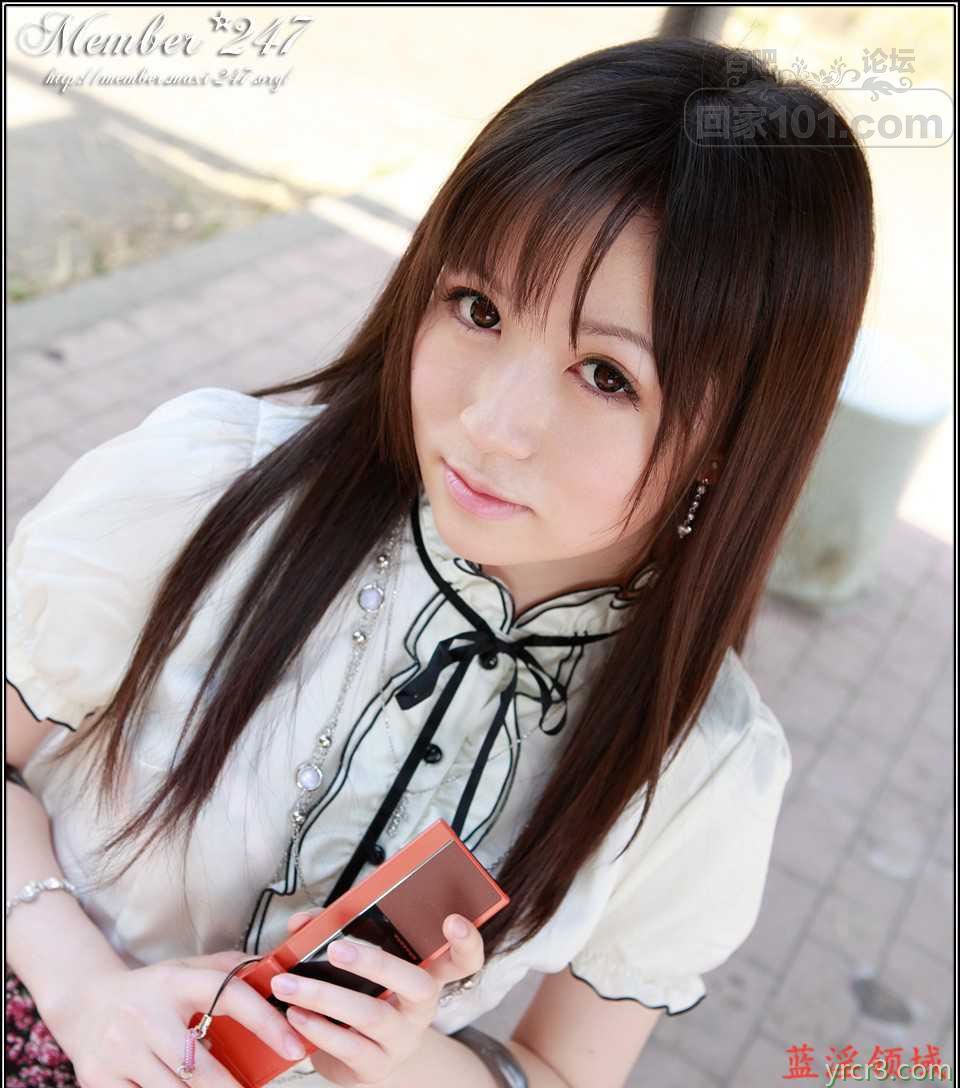 可爱的碎花裙小美女 被带到酒店被干到一脸享受的样子【50P】