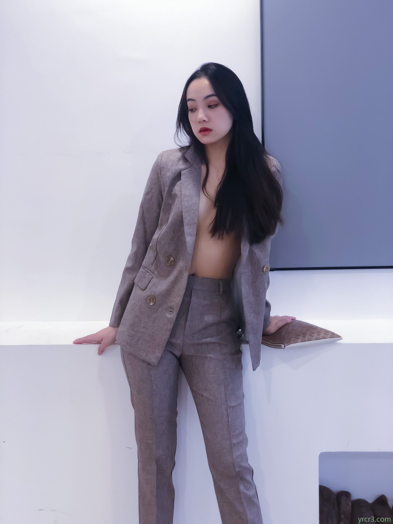 裸露的性感小秘书[27P]
