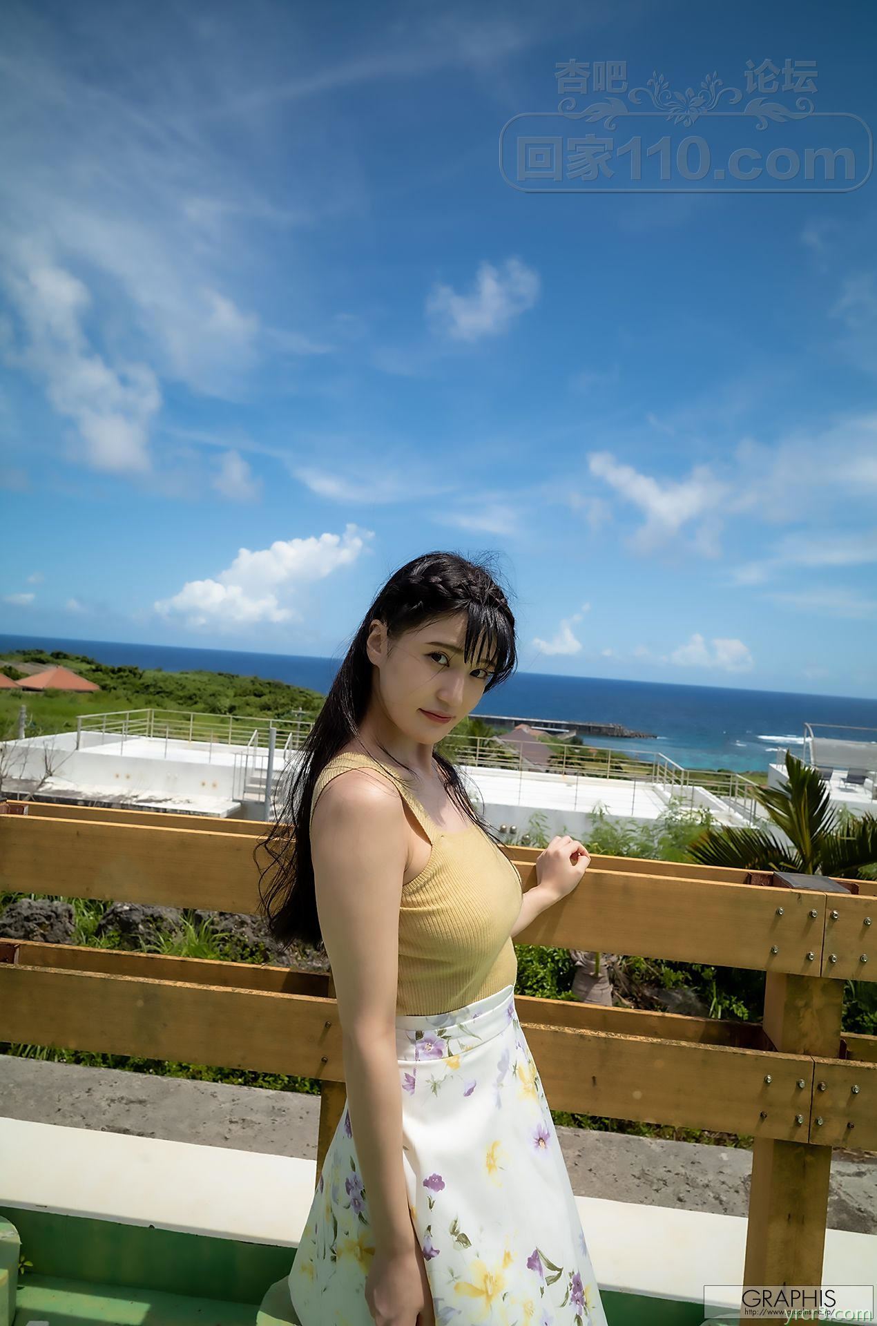 黄色背心长发小美女海边公寓户外露出三点魅惑【17P】
