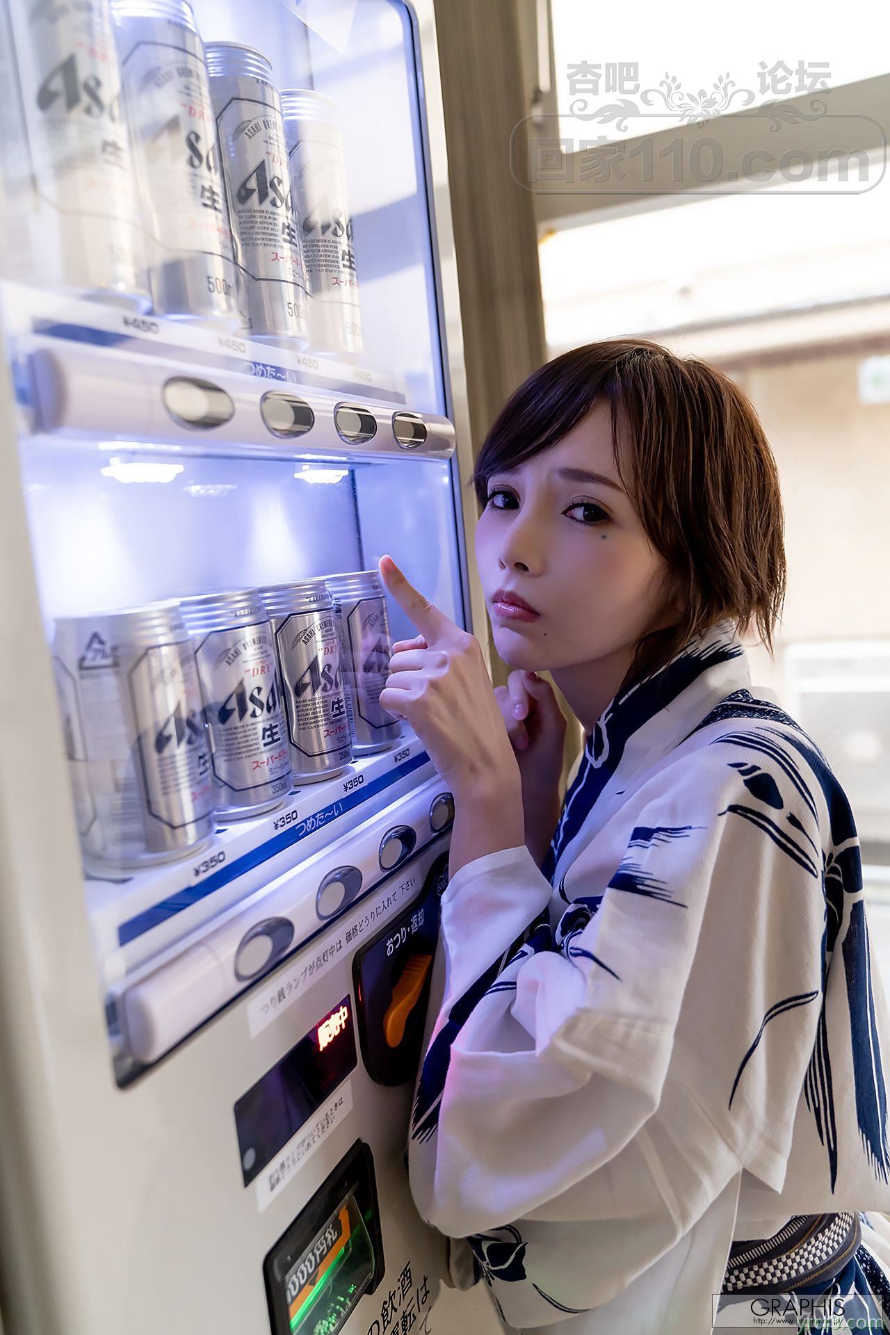 牛仔紧身裤高跟鞋轻熟短发美女宾馆脱光为你暖床【32P】
