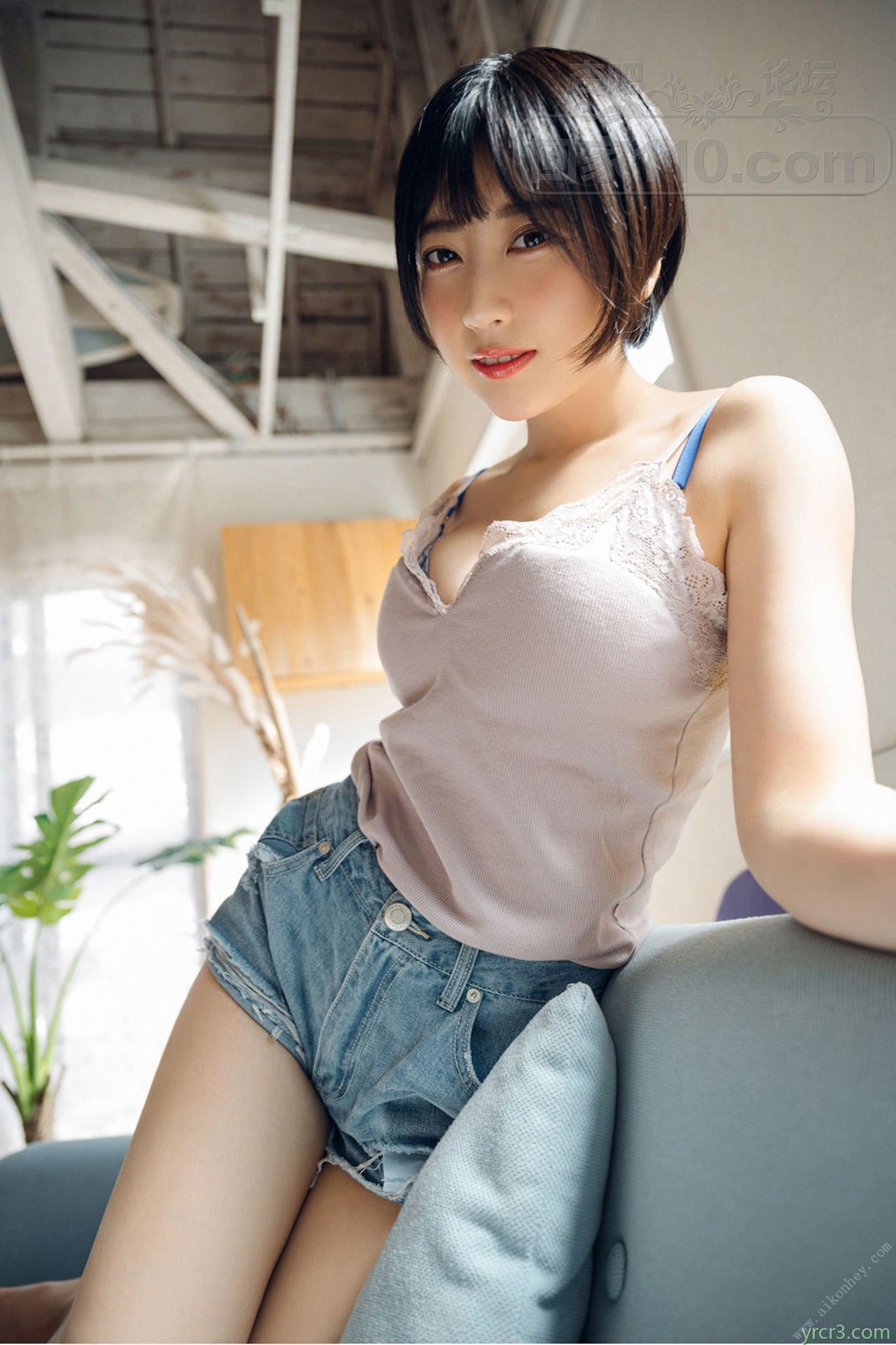 漂亮甜美、胸大臂圆、皮肤白净东方妹子【36P】