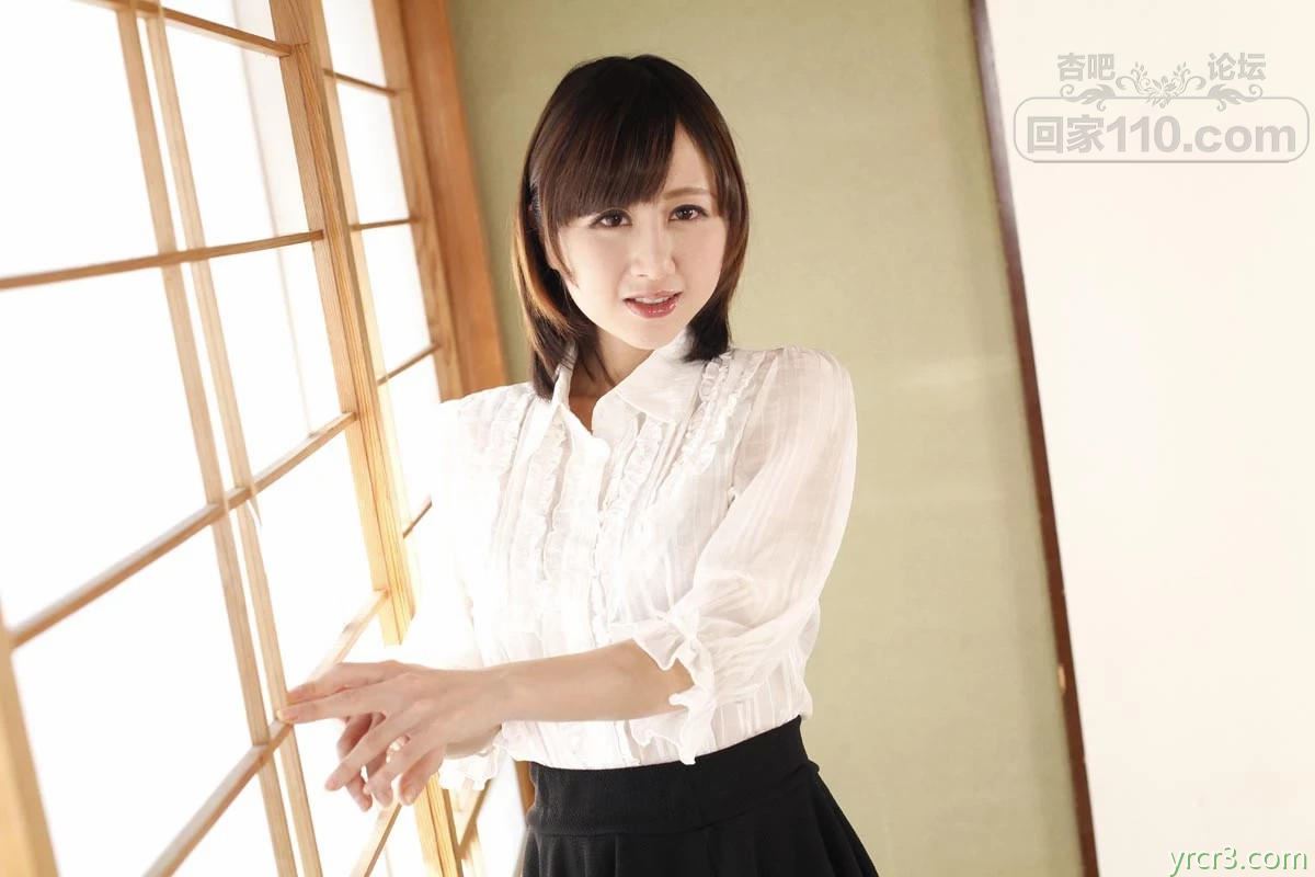 居家少妇的蜜桃臀爆乳被邻居男人粗暴占有【20P】