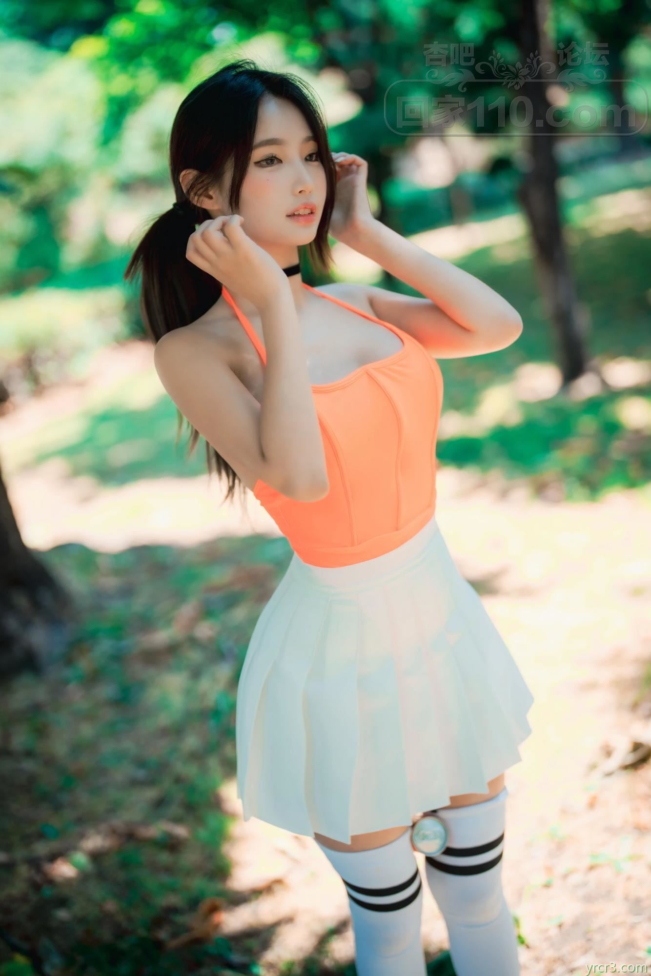 年轻妹子拥有超强胸器和饱满美臂，身材太粗暴了！【34P】