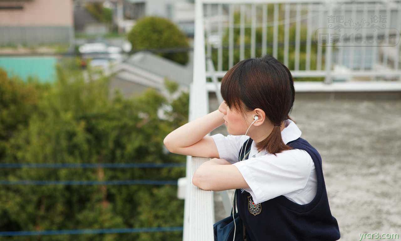 放学还不想回家的少女.想看看她在玩些什么【49P】