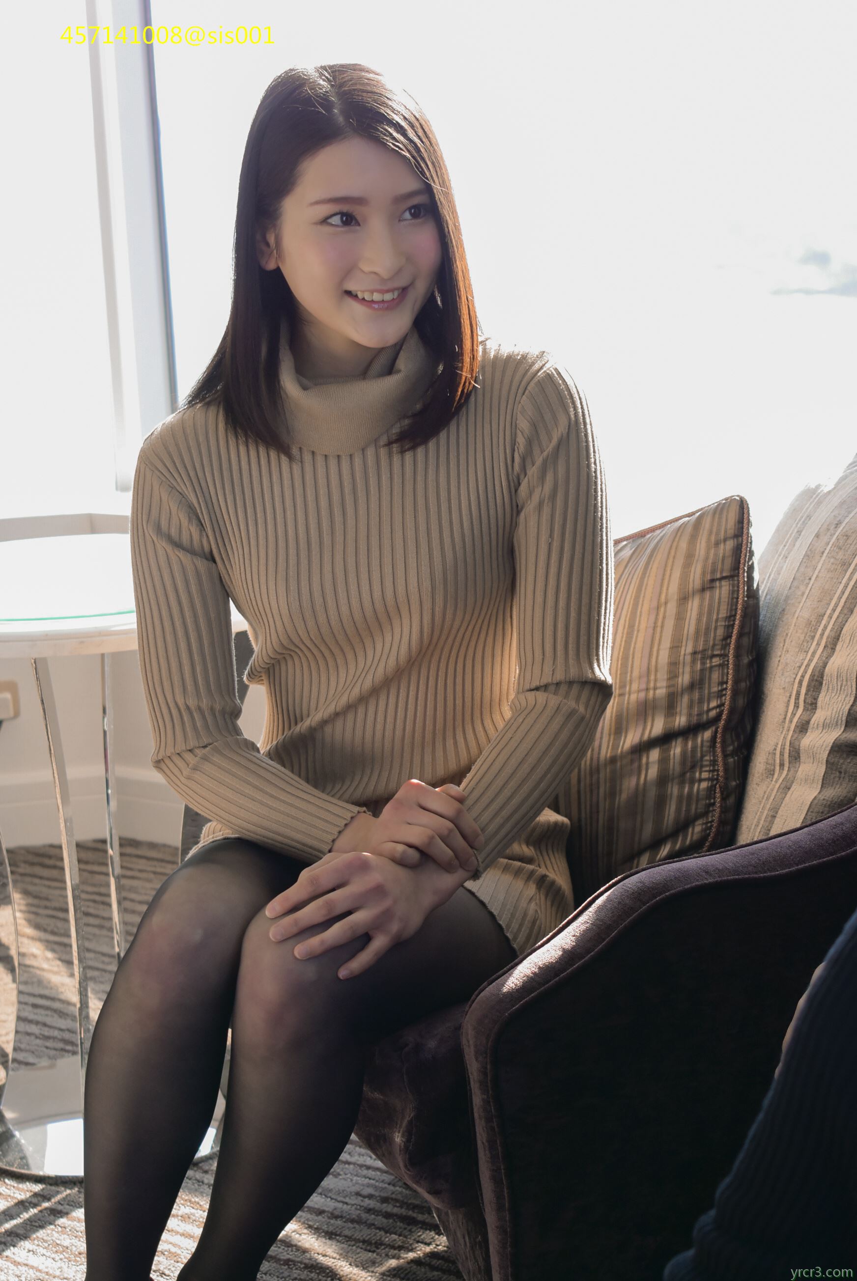 清纯的AV女郎群交⑶ [30P]