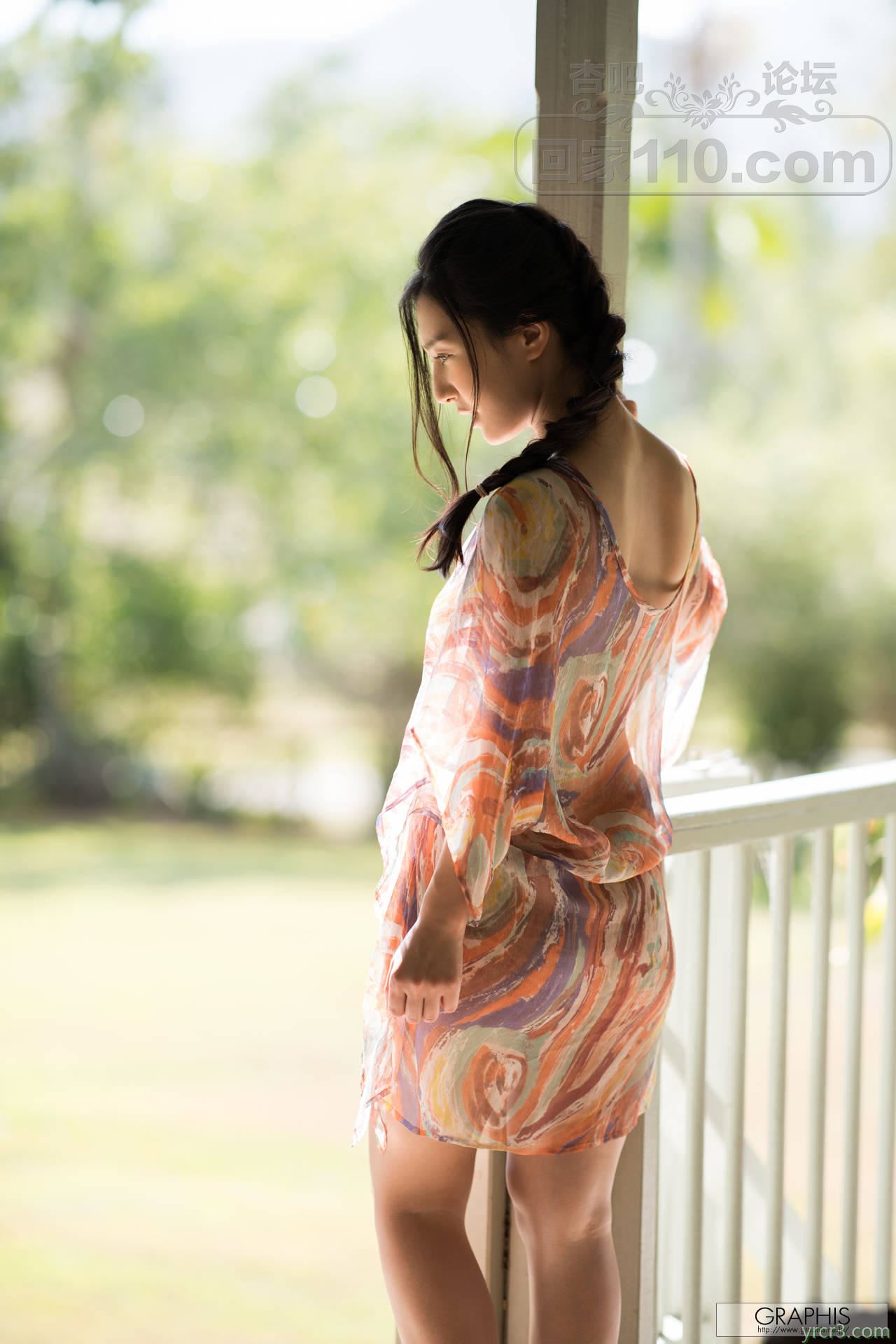 轻薄透视连衣裙蝎子辫美少妇户外走廊里全裸魅惑【16P】