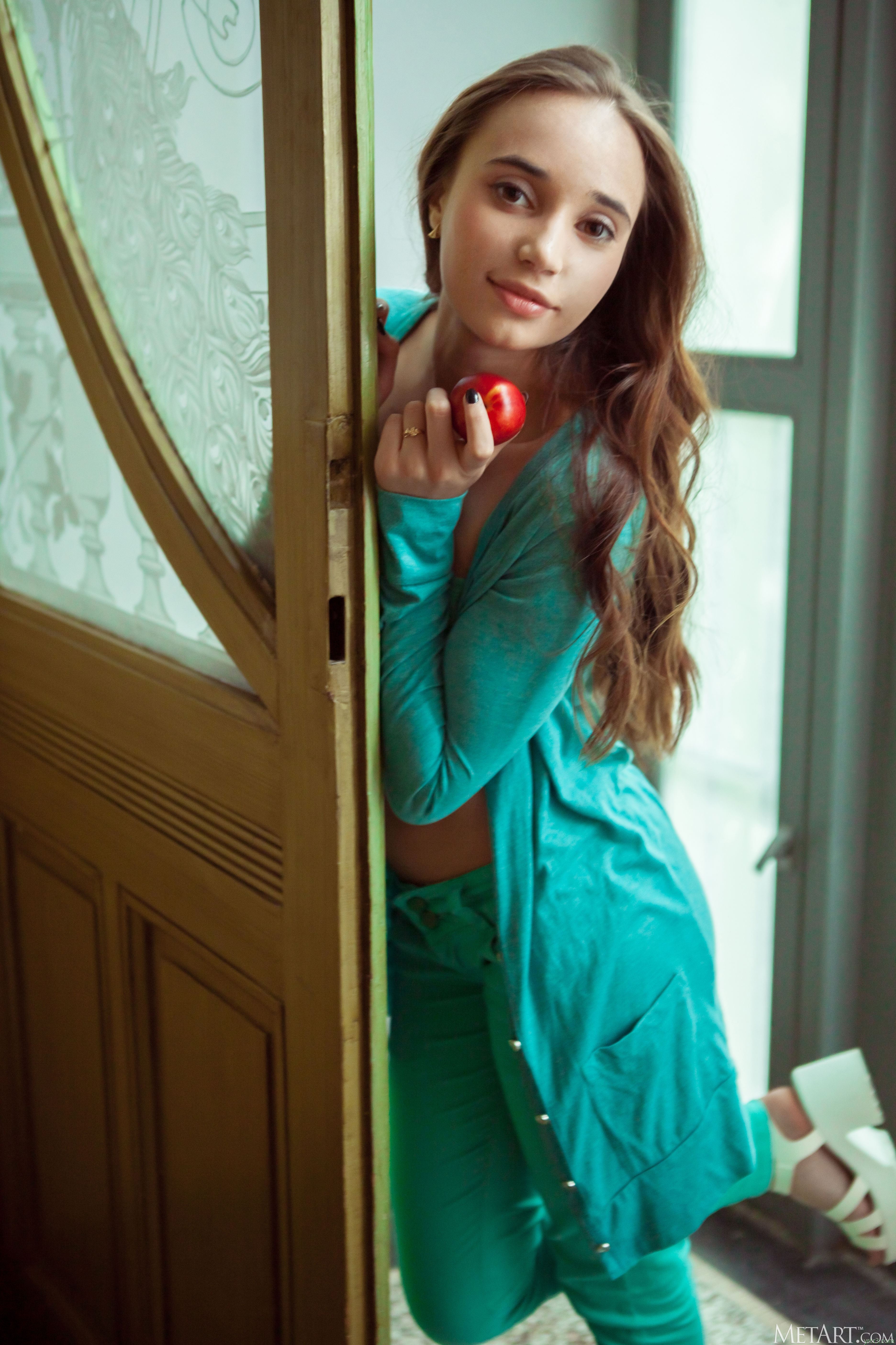 摩尔多瓦性感少妇 MetArt